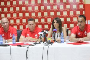 רחמים. ראש העיר עושה ימים כלילות כדי לעמוד בלוחות הזמנים