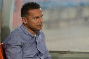 בכר. לא צריך להיכנס למרה שחורה