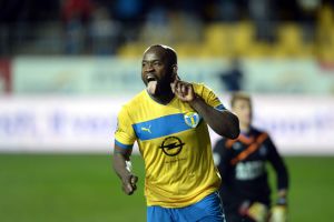 תמוז. שובר שוויון של חיפה?