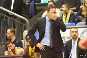 גודס. תלוי בצורה אבסולוטית בפארגו