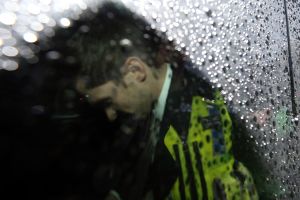 בדרך לכלא. ג'ונסון