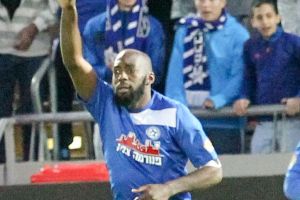 מונונגה. שחקן אגף קלאסי