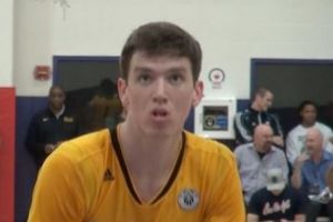 ליף הצעיר. השוואה מחמיאה לצ'נדלר פארסונס