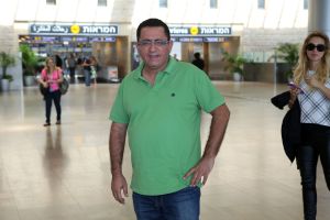 עיני. חייב ליעשות טיפול שורש