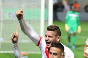 יחזקאל ואבו עביד. בהרכב של האדומים