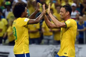 וויליאן ואוליביירה חוגגים חזרה לעניינים