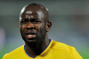 תמוז. ממתין להצעה רצינית