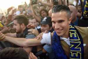 ואן פרסי בשדה התעופה. קבלת פנים משוגעת