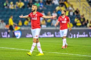 גבאי חוגג. בשנה הבאה בבלומפילד?