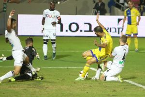 בן בסט מוכשל. מכבי לא שיחקה טוב