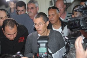 טביב. שיחה בענייני חולין