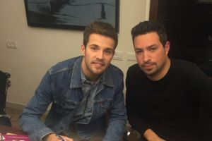 פטרוביץ' לצד סוכנו