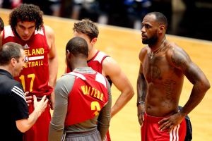 בלאט. במוקד