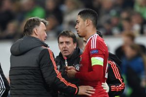 ואן חאל. שאל כל שחקן מה מפריע לו