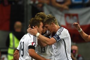 גצה חוגג עם מולר. רגוע בנבחרת