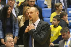 טבק. לא מצליח להוציא את הקבוצה מהבוץ