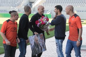 אבוקסיס. ברכות ומזכרות מהאקסית