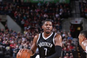 עובר לפלורידה. ג'ונסון