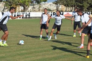 שחקני היברניאנס באימון המסכם