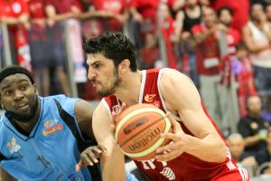 אליהו. קיבל פטור