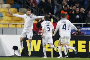 שחקני דינמו חוגגים. ישלימו דאבל?