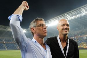 גולדהאר וקרויף. עדיין לא הגיע ל-100 מיליון