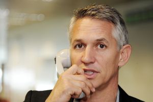 לינקר. דורש להחרים את פיפא