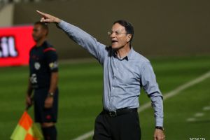 אלי כהן. לא יקבל חוזה לעונה וחצי