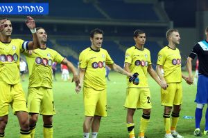 נתניה. יהלומים אחד אחד?