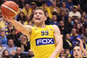 שחקן מאוד דומיננטי. מקל