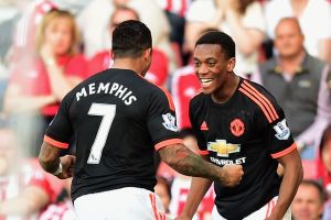 מיסטריאל וממפיס. יונייטד הביאה רכש נוצץ