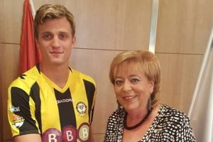 שוינפלד עם פיירברג. העסקה נסגרה