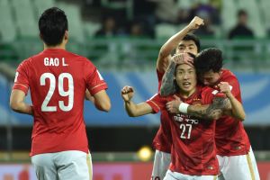 מעניין אם הם יחגגו ככה גם בחמישי. שחקני גואנגג'ואו