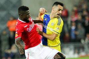 זהבי ואוגו בקרב קרקע. יצאו בתיקו