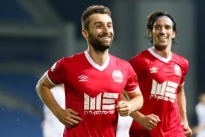 באקאי. גם מעמדו לא יציב