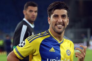 ריקן. יוקאנוביץ' ישמח לראות אותו על כר הדשא בלונדון