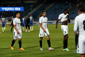 שחקני קש מאוכזבים. השאירו תקווה לגומלין