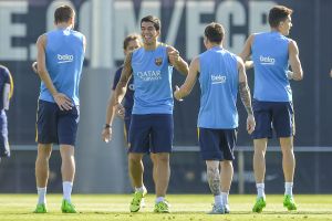 סוארס והחברים מוצאים זמן לחייך באימון