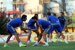 טיבי עם בן הרוש באימון. ישתפו פעולה ב-11