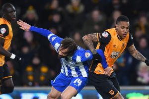 משחק צמפיונשיפ טיפוסי. הרבה פיסיות