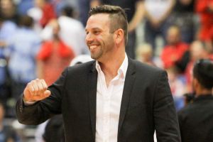 אלון. לא קרובים להשלמת הסגל