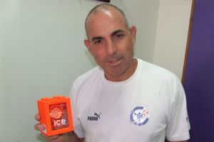 לחמן. חוזר לעמוד על הקווים