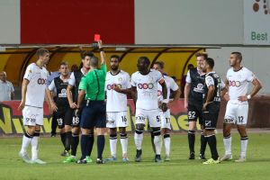 האדום עצר את המומנטום