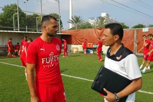 וינטרה עם מנדיונדו באימון