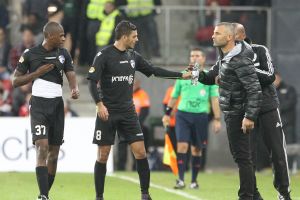 התלבטות קשה למאמן קש