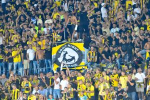 השלט המדובר במשחק מול הפועל תא