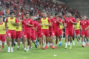 חקני בש באימון. הרכב חסר