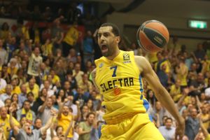 רנדל. לא יתקשה למצוא קבוצה חדשה