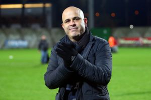 יעשה רוטציה בהרכב. אבוקסיס