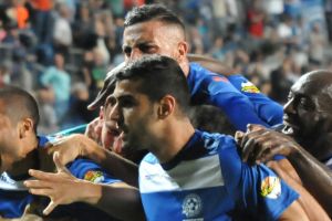 ניצחון גדול. פת חוגגת